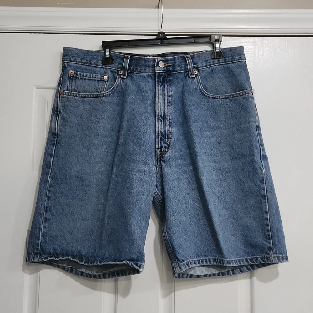 Vintage Levi's 550 Shorts Size 38